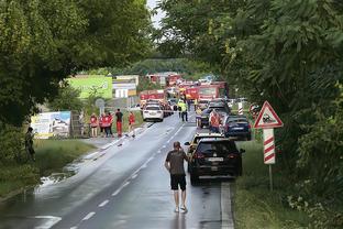 雷霆上半场15罚11中 火箭上半场直到最后2分34秒才获得罚球